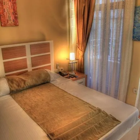 Hotel Tamara 3*